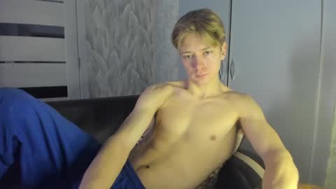 Snapshot of milkiwy chatting on 12/07/24, 06:54 Isaac online show from 12/07/24, 06:54