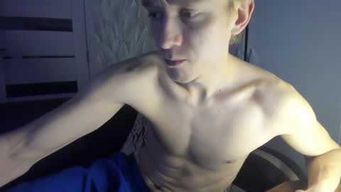 Snapshot of milkiwy chatting on 12/11/24, 06:25 Isaac online show from 12/11/24, 06:25