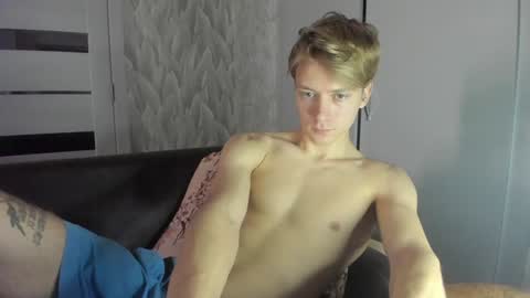 Snapshot of milkiwy chatting on 12/20/24, 07:22 Isaac online show from 12/20/24, 07:22