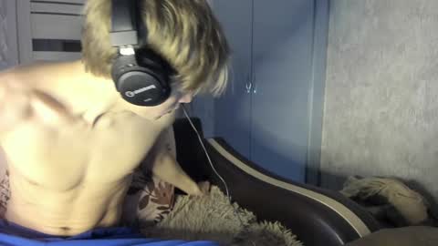 Isaac online show from 01/19/25, 05:15