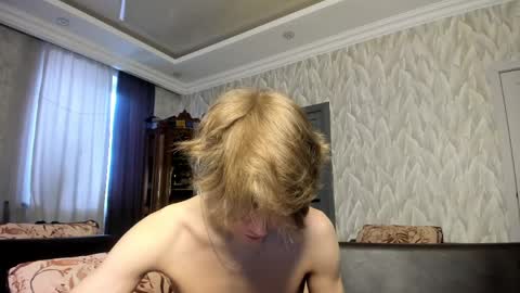 Isaac online show from 04/09/26, 06:19