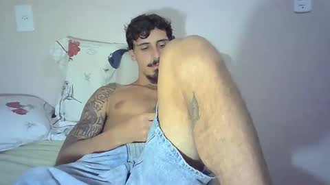 milkoffee online show from 02/04/25, 10:13