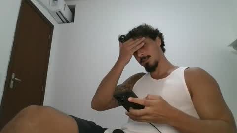 milkoffee online show from 02/02/26, 01:04