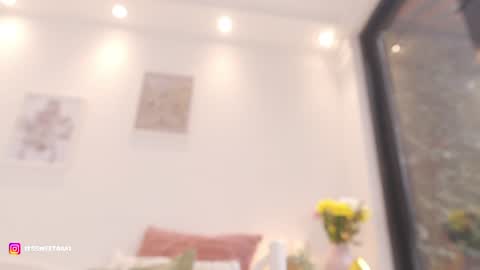 milky_0 online show from 07/23/26, 07:23