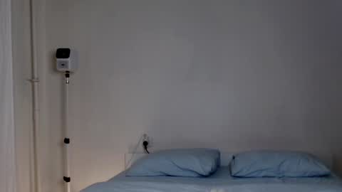 Snapshot of milky__way_ chatting on 12/08/24, 02:52 milky__way_ online show from 12/08/24, 02:52