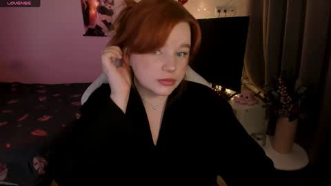 Lisa online show from 12/24/24, 07:06