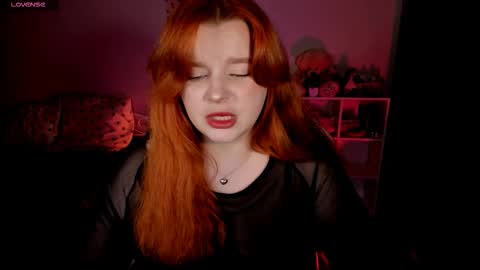 Lisa online show from 10/07/25, 02:36