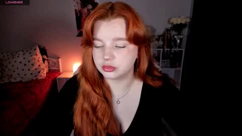 Lisa online show from 11/16/25, 05:24