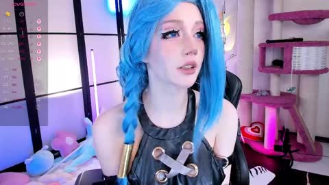 milky cute online show from 03/26/26, 07:08