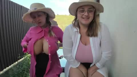 Livia online show from 07/28/26, 04:30