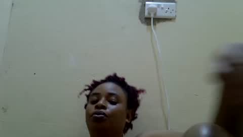 Snapshot of milkymom256 chatting on 11/24/25, 11:59 milkymom256 online show from 11/24/25, 11:59