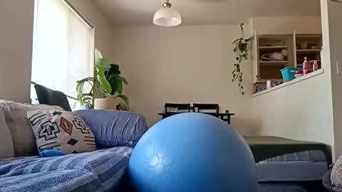 milkymomasquirtsalot online show from 05/14/26, 08:59