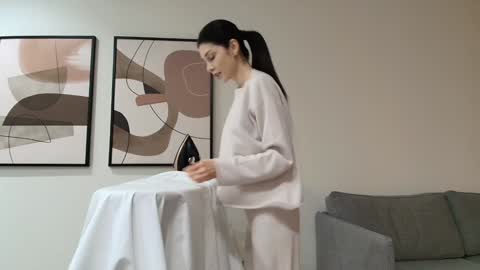 milla bella online show from 01/14/26, 07:19