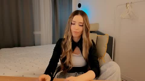 Eva online show from 02/28/26, 03:29