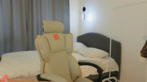 Eva online show from 04/29/26, 05:33