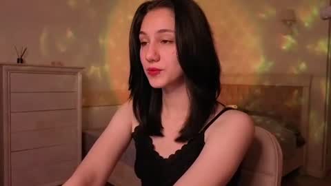Snapshot of millaa_veyy chatting on 06/23/26, 08:07 Milana online show from 06/23/26, 08:07