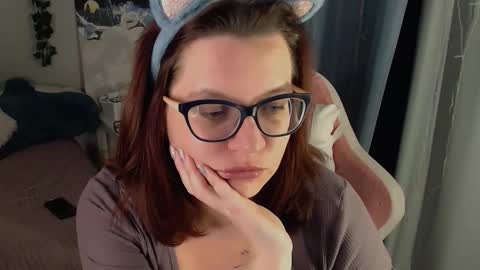 Milla online show from 02/15/26, 10:06