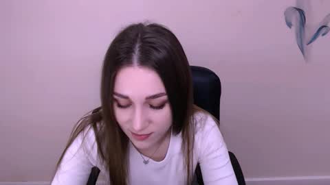 Snapshot of millasamsd chatting on 12/16/25, 07:46 Milla online show from 12/16/25, 07:46