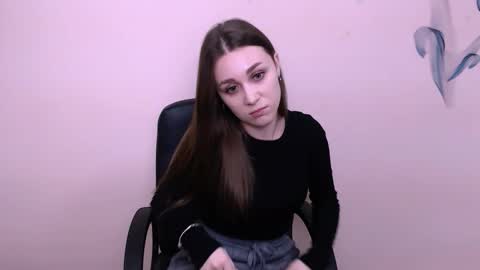 Snapshot of millasamsd chatting on 12/20/25, 08:10 Milla online show from 12/20/25, 08:10