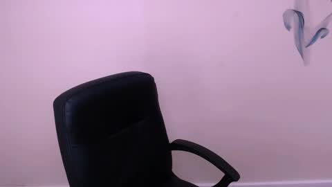 Milla online show from 01/06/26, 08:07