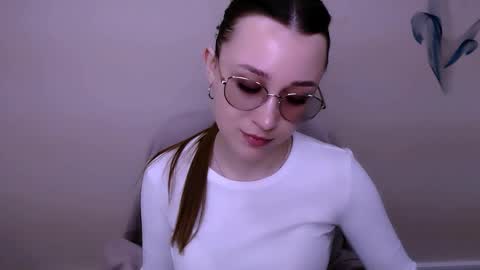 Milla online show from 03/21/26, 10:53