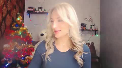 MillaXQueen online show from 12/14/24, 05:18