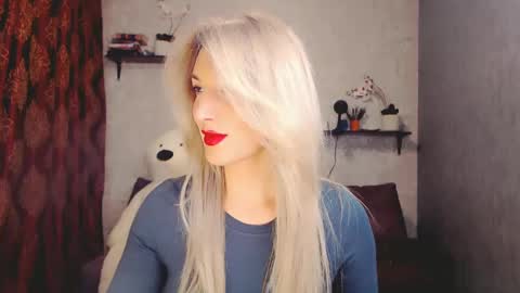 MillaXQueen online show from 02/10/25, 12:29