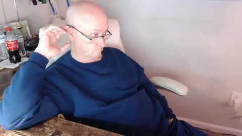 Snapshot of millenium0129 chatting on 02/03/25, 01:30 millenium0129 online show from 02/03/25, 01:30