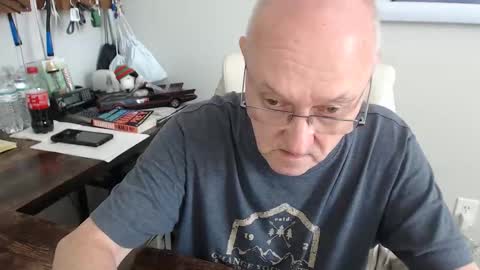 Snapshot of millenium0129 chatting on 09/08/25, 03:33 millenium0129 online show from 09/08/25, 03:33