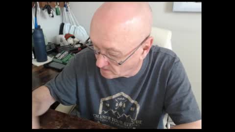 Snapshot of millenium0129 chatting on 10/15/25, 04:07 millenium0129 online show from 10/15/25, 04:07