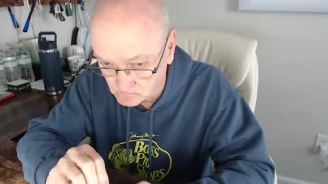 Snapshot of millenium0129 chatting on 10/28/25, 02:53 millenium0129 online show from 10/28/25, 02:53