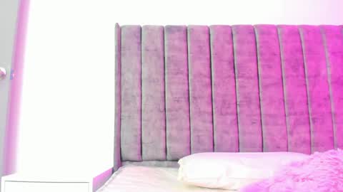 miller_silvana online show from 05/16/26, 11:31