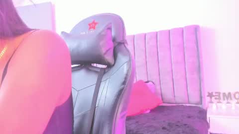 miller_silvana online show from 06/16/26, 11:46