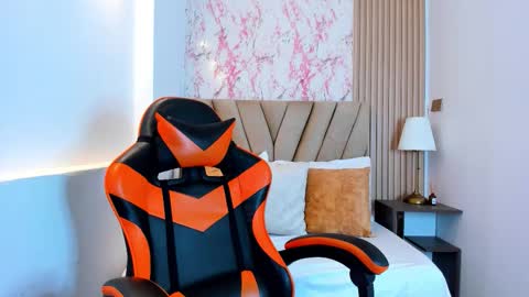 Aleja online show from 02/23/26, 08:28