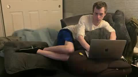 Snapshot of millerjdm chatting on 12/12/24, 01:53 SlimnHungOH online show from 12/12/24, 01:53