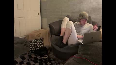 Snapshot of millerjdm chatting on 02/17/25, 08:30 SlimnHungOH online show from 02/17/25, 08:30