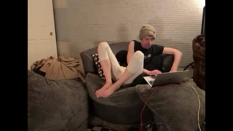 Snapshot of millerjdm chatting on 02/19/25, 05:27 SlimnHungOH online show from 02/19/25, 05:27