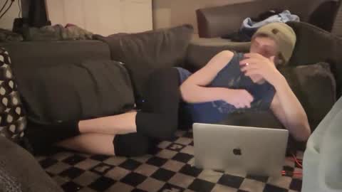 Snapshot of millerjdm chatting on 02/27/25, 09:04 SlimnHungOH online show from 02/27/25, 09:04