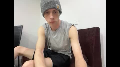 Snapshot of millerjdm chatting on 09/22/25, 05:04 SlimnHungOH online show from 09/22/25, 05:04