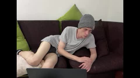 Snapshot of millerjdm chatting on 10/18/25, 01:30 SlimnHungOH online show from 10/18/25, 01:30