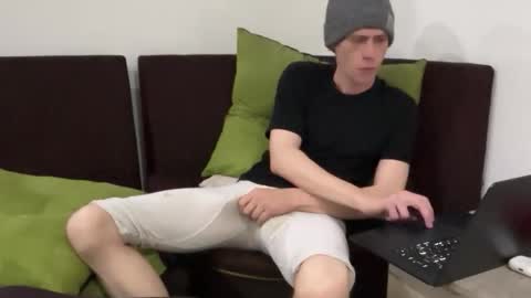 Snapshot of millerjdm chatting on 11/08/25, 12:22 SlimnHungOH online show from 11/08/25, 12:22