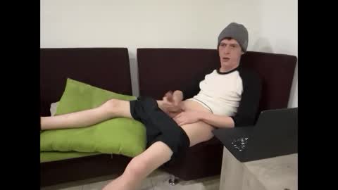 Snapshot of millerjdm chatting on 11/10/25, 11:15 SlimnHungOH online show from 11/10/25, 11:15