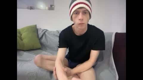 Snapshot of millerjdm chatting on 11/23/25, 04:18 SlimnHungOH online show from 11/23/25, 04:18