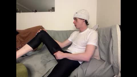 Snapshot of millerjdm chatting on 12/13/25, 09:42 SlimnHungOH online show from 12/13/25, 09:42