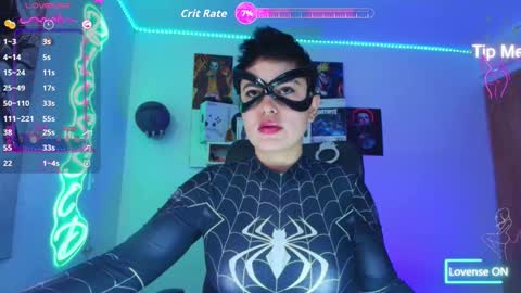 Im girl my name is Johana  online show from 10/27/25, 11:36