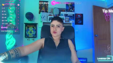 Im girl my name is Johana  online show from 02/09/26, 08:24