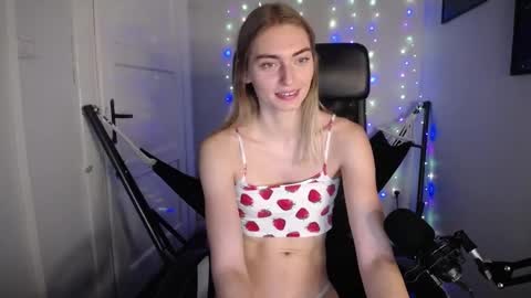 millie_lacroix online show from 12/02/24, 03:58