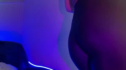 Snapshot of milliedoll chatting on 09/11/25, 02:28 Millie online show from 09/11/25, 02:28