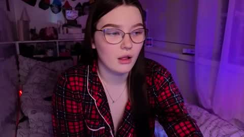 Millie online show from 02/11/26, 02:00