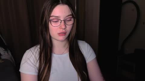 Millie online show from 04/30/26, 03:40